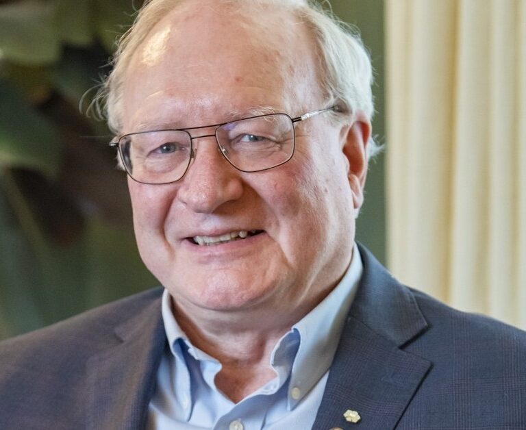 Headshot of Wade MacLauchlan